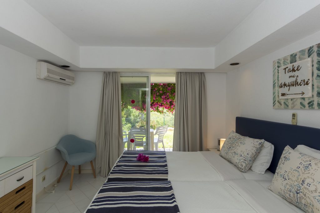 Apartamento T1 vista mar - Quarto