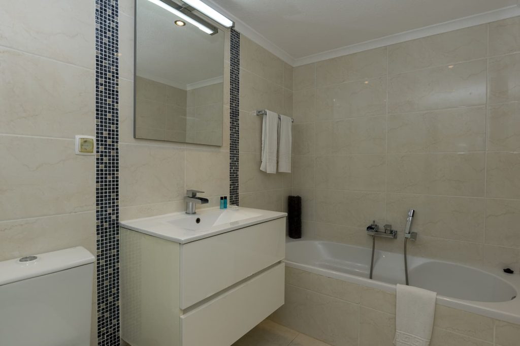 Apartamento T1 vista mar - WC