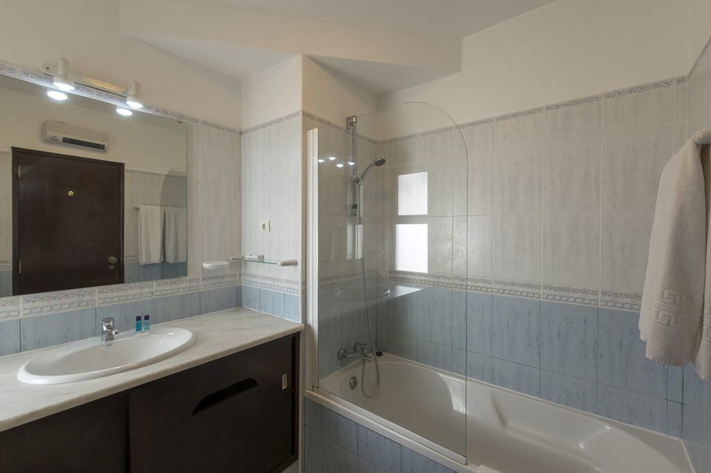 Vivenda geminada V2 - WC