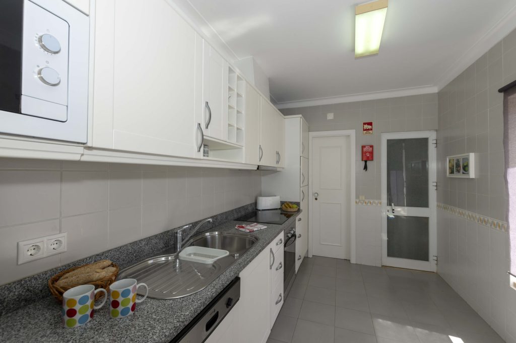 Vivenda geminada V3 vista mar - Cozinha