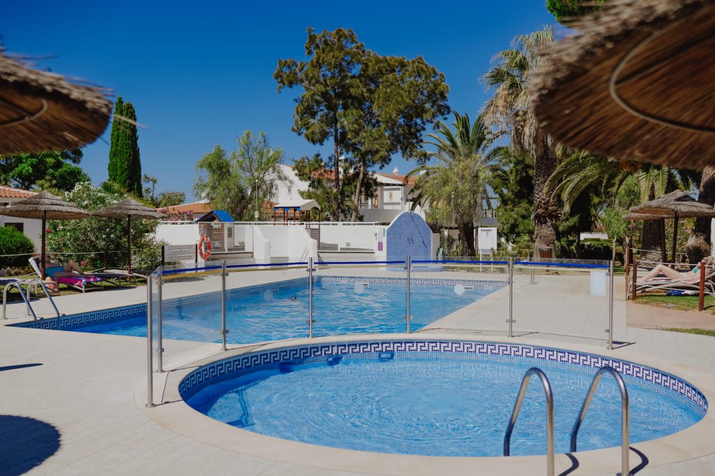 Rocha Brava Resort - Piscinas
