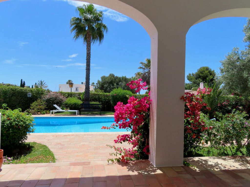 Vila EMRICI - Pátio exterior 2