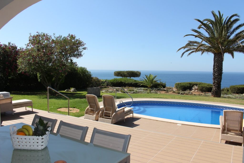 Vila Oleandro Mar - Terraço e piscina